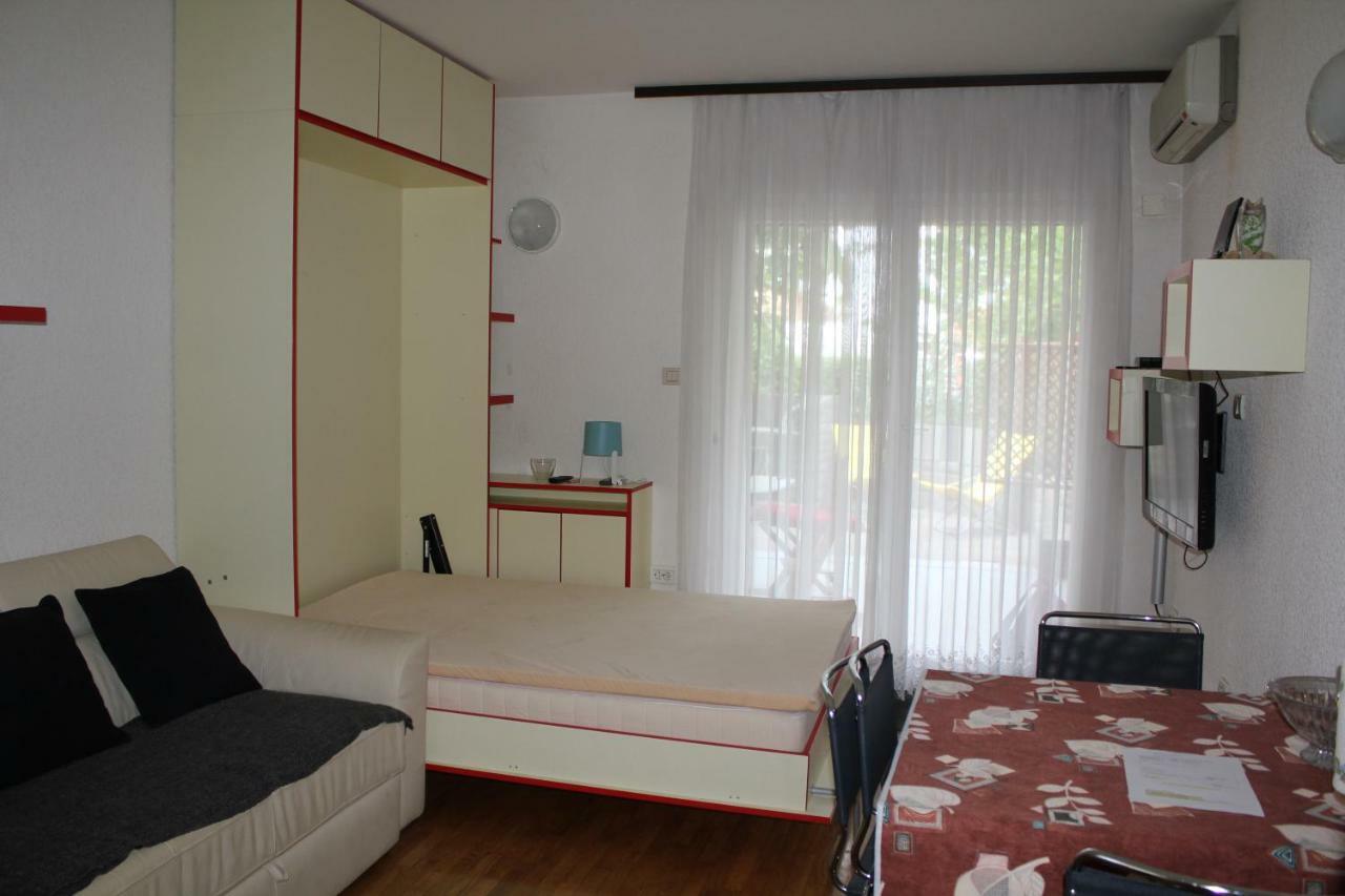 Apartmajsko Naselje Zusterna Apartment Koper Bagian luar foto